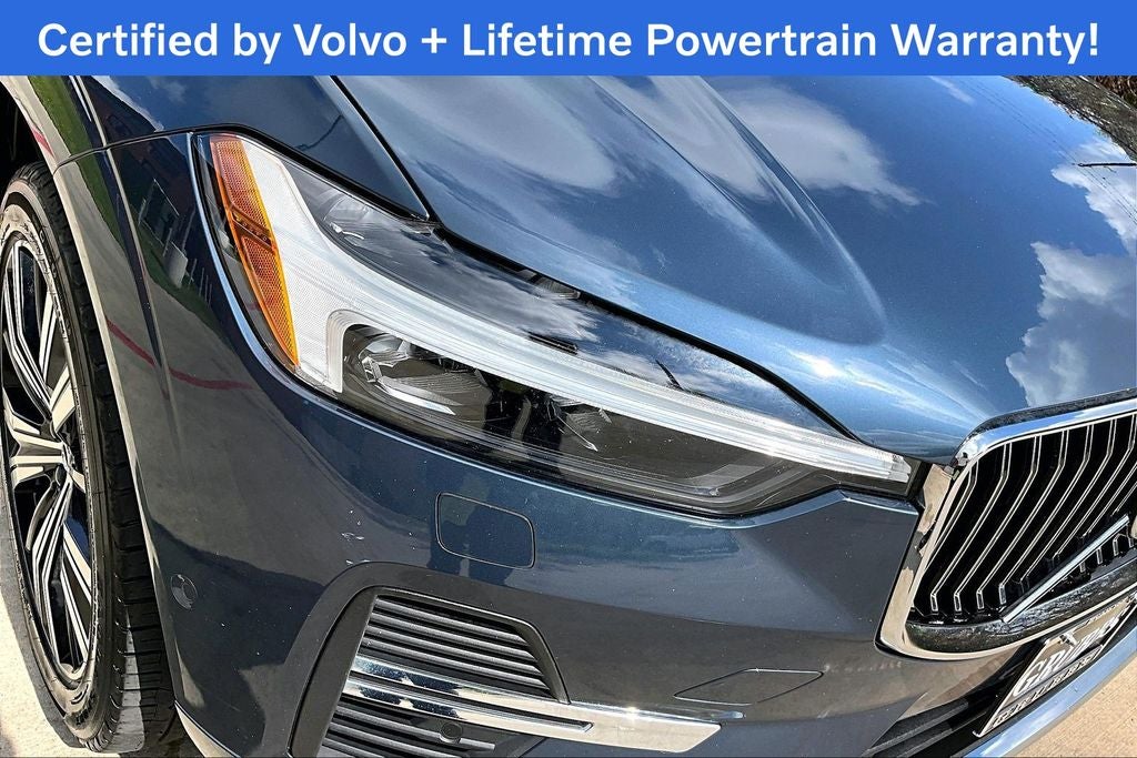 2023 Volvo XC60 Recharge Plug-In Hybrid T8 Plus Bright Theme