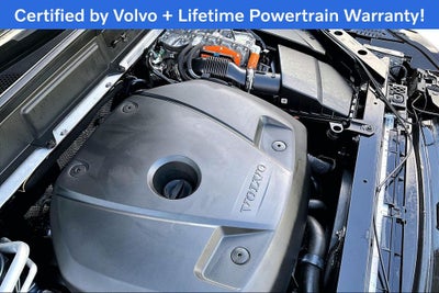 2023 Volvo XC60 Recharge Plug-In Hybrid T8 Plus Bright Theme