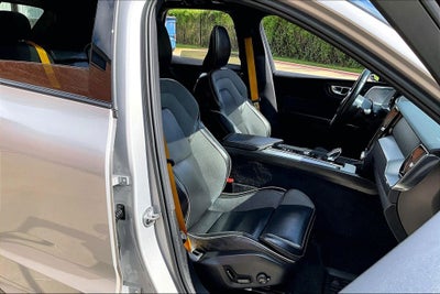 2023 Volvo XC60 Recharge Plug-In Hybrid T8 Polestar
