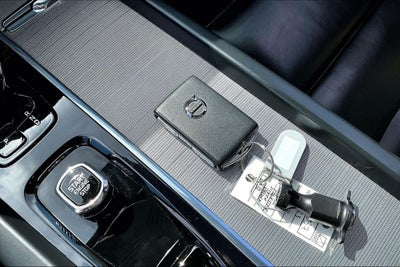 2023 Volvo XC60 Recharge Plug-In Hybrid T8 Polestar