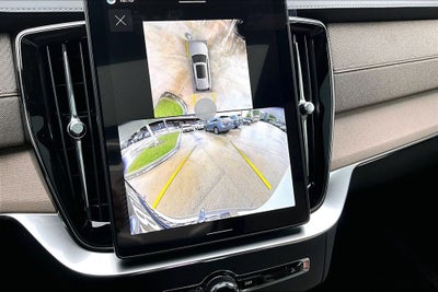 2026 Volvo XC90 Plug-In Hybrid T8 Plus 6 Passenger