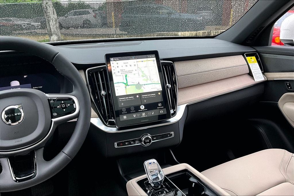 2026 Volvo XC90 Plug-In Hybrid T8 Plus 6 Passenger
