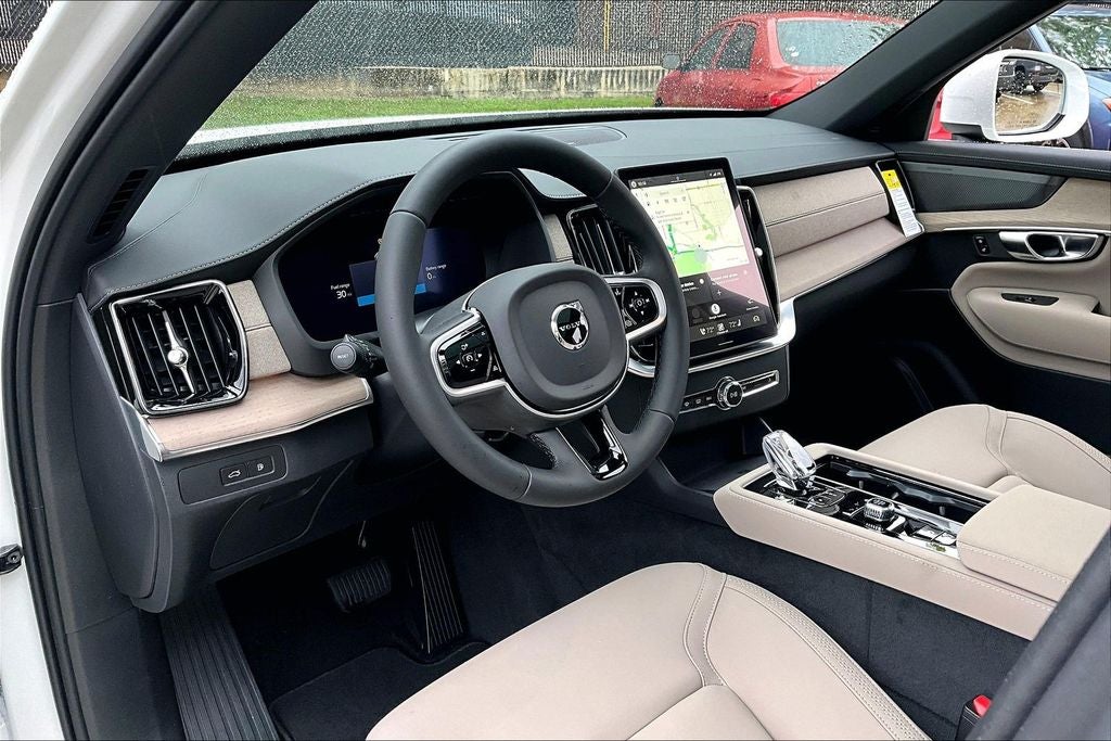 2026 Volvo XC90 Plug-In Hybrid T8 Plus 6 Passenger