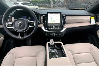 2026 Volvo XC90 Plug-In Hybrid T8 Plus 6 Passenger
