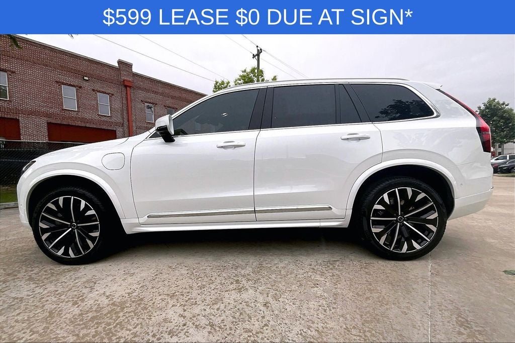 2026 Volvo XC90 Plug-In Hybrid T8 Plus 6 Passenger
