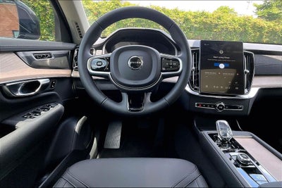 2026 Volvo XC90 Plug-In Hybrid T8 Plus 6 Passenger