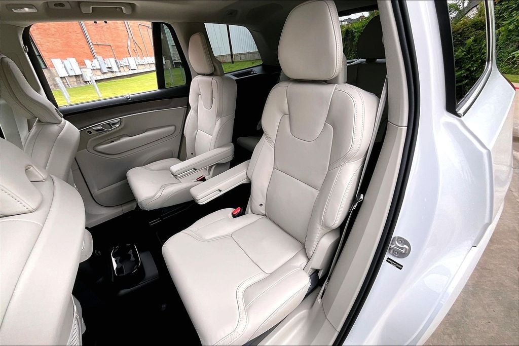2026 Volvo XC90 Plug-In Hybrid T8 Ultra 6 Passenger