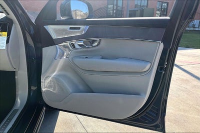 2026 Volvo XC90 Plug-In Hybrid T8 Ultra 6 Passenger