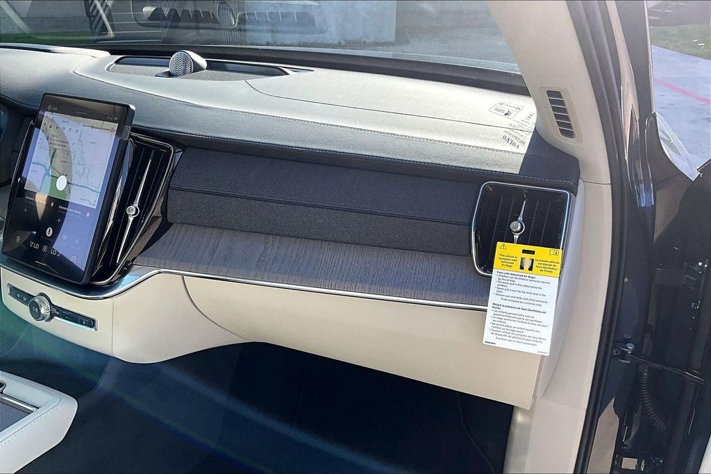 2026 Volvo XC90 Plug-In Hybrid T8 Ultra 6 Passenger