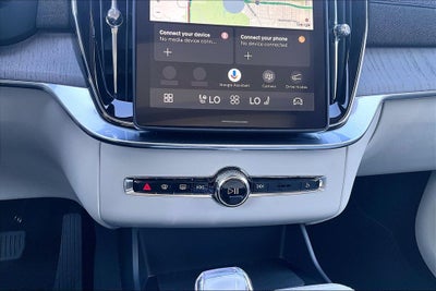 2026 Volvo XC90 Plug-In Hybrid T8 Ultra 6 Passenger