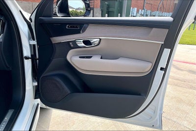 2026 Volvo XC90 Plug-In Hybrid T8 Ultra