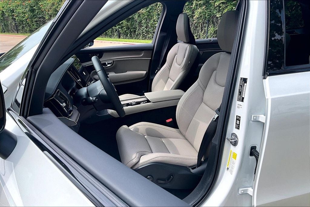 2026 Volvo XC90 Plug-In Hybrid T8 Ultra
