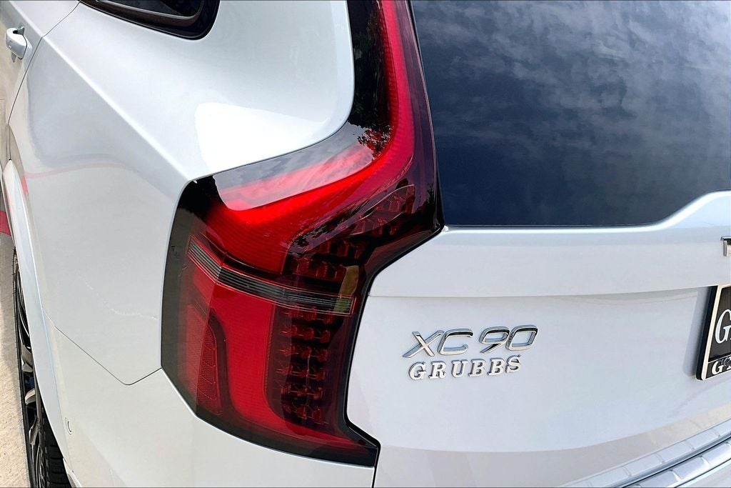 2026 Volvo XC90 Plug-In Hybrid T8 Ultra