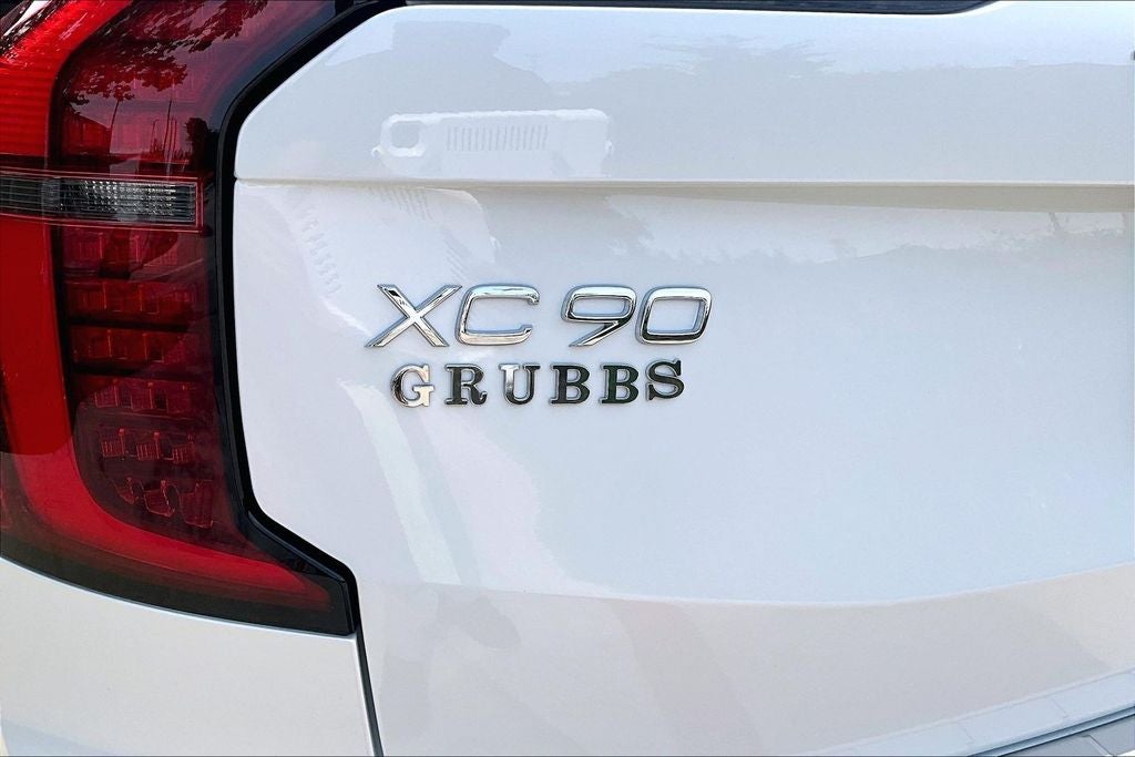 2026 Volvo XC90 Plug-In Hybrid T8 Ultra