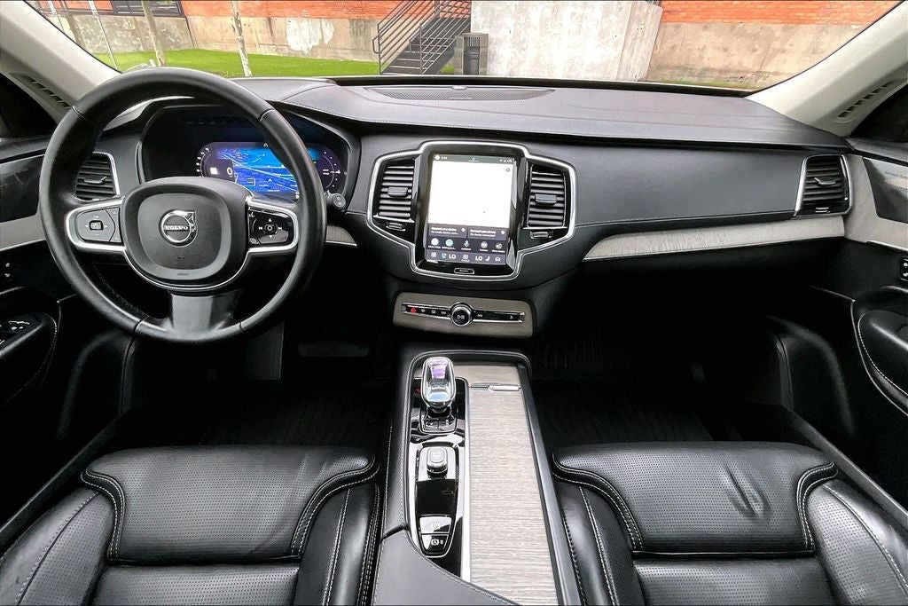 2024 Volvo XC90 Recharge Plug-In Hybrid Ultimate