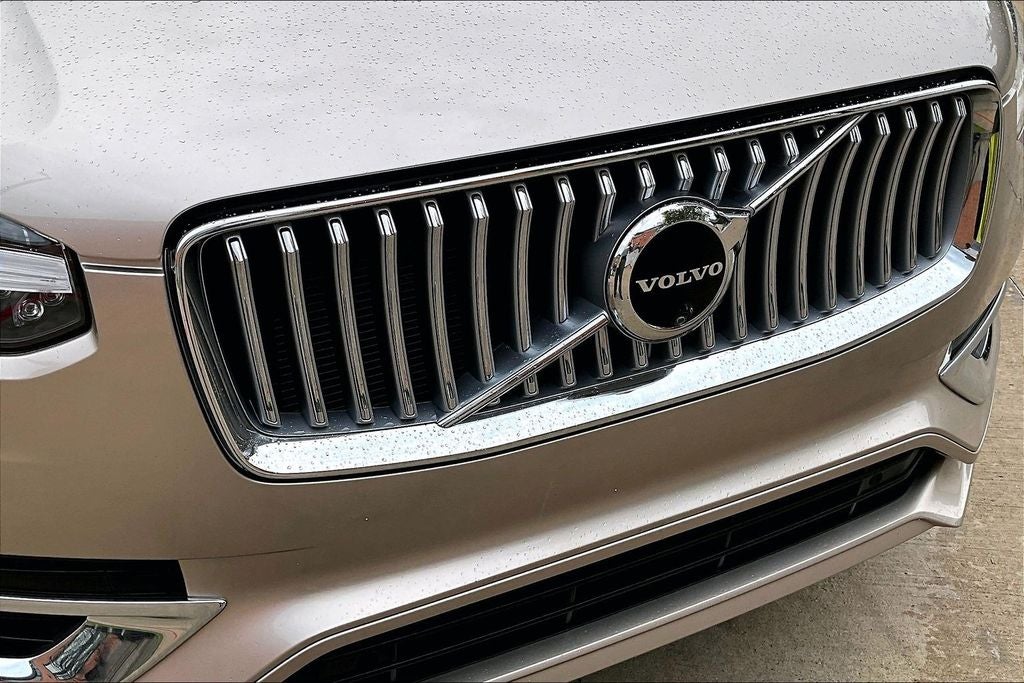 2024 Volvo XC90 Recharge Plug-In Hybrid Ultimate