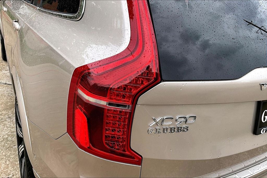 2024 Volvo XC90 Recharge Plug-In Hybrid Ultimate