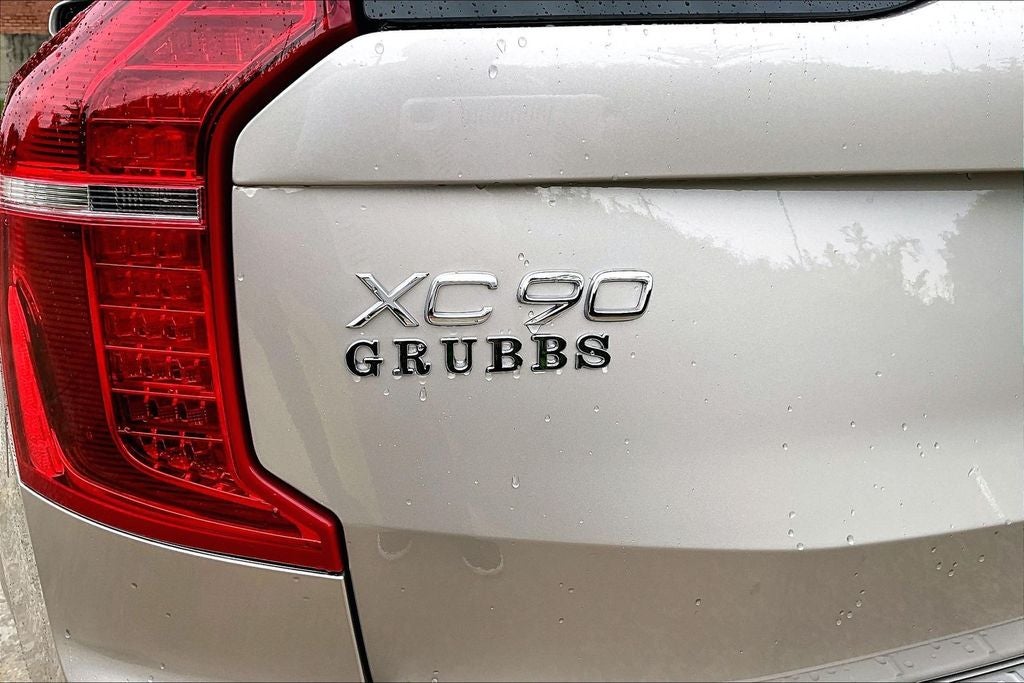 2024 Volvo XC90 Recharge Plug-In Hybrid Ultimate