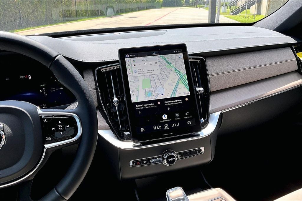2026 Volvo XC90 Plug-In Hybrid T8 Plus 7 Passenger