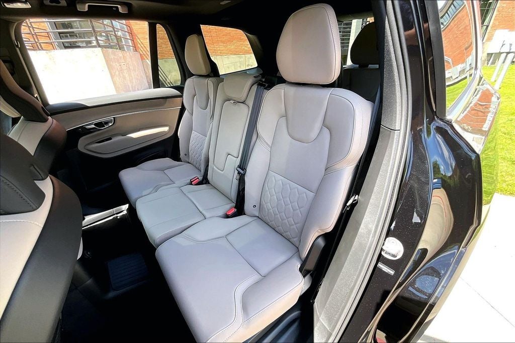2026 Volvo XC90 Plug-In Hybrid T8 Plus 7 Passenger