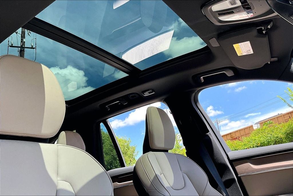 2026 Volvo XC90 Plug-In Hybrid T8 Plus 7 Passenger