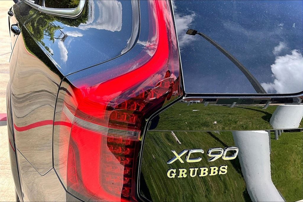 2026 Volvo XC90 Plug-In Hybrid T8 Plus 7 Passenger