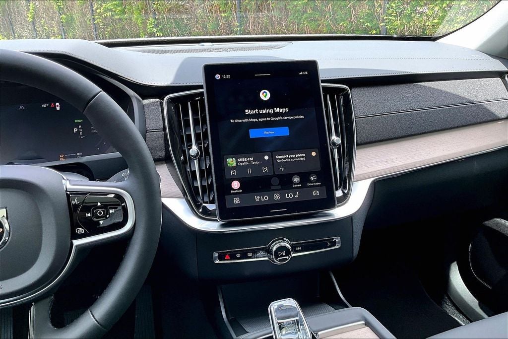 2026 Volvo XC90 Plug-In Hybrid T8 Plus 7 Passenger
