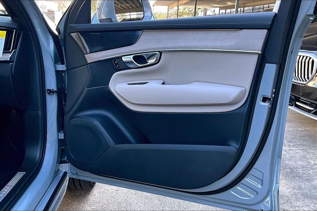 2026 Volvo XC90 Plug-In Hybrid T8 Plus 7 Passenger