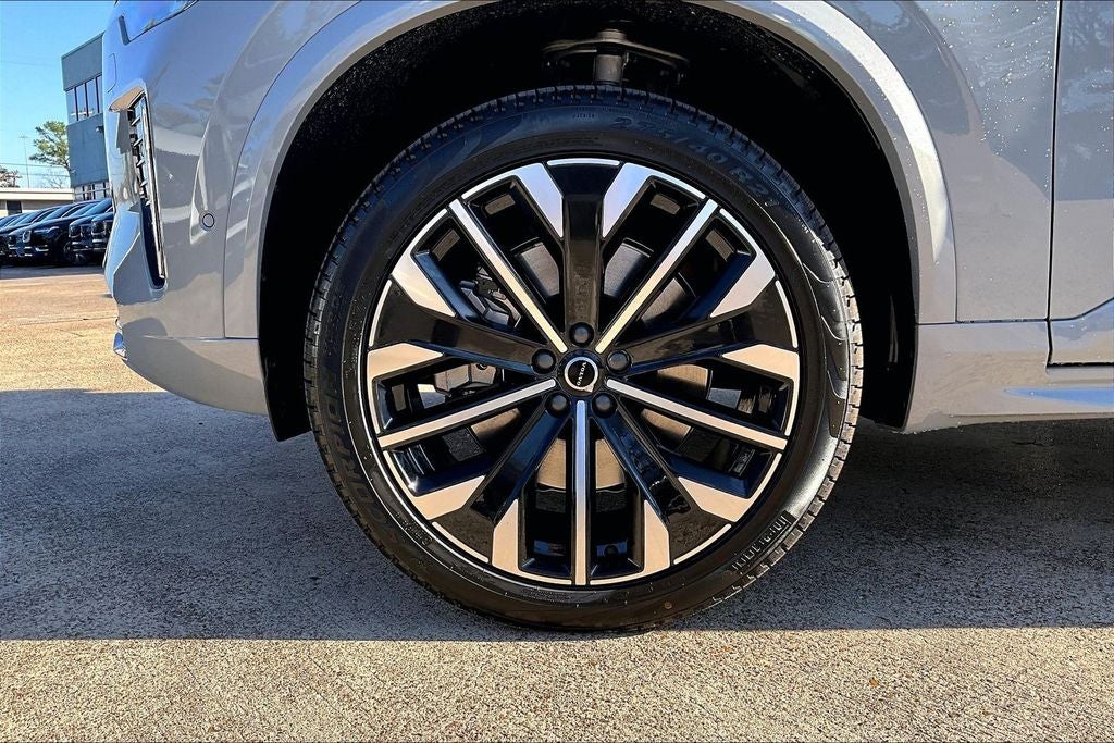 2026 Volvo XC90 Plug-In Hybrid T8 Plus 7 Passenger