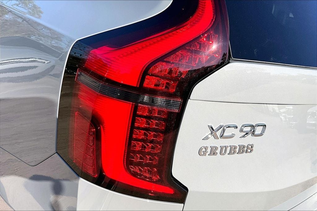 2026 Volvo XC90 Plug-In Hybrid T8 Plus 7 Passenger