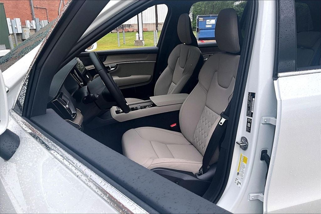 2026 Volvo XC90 Plug-In Hybrid T8 Plus 7 Passenger