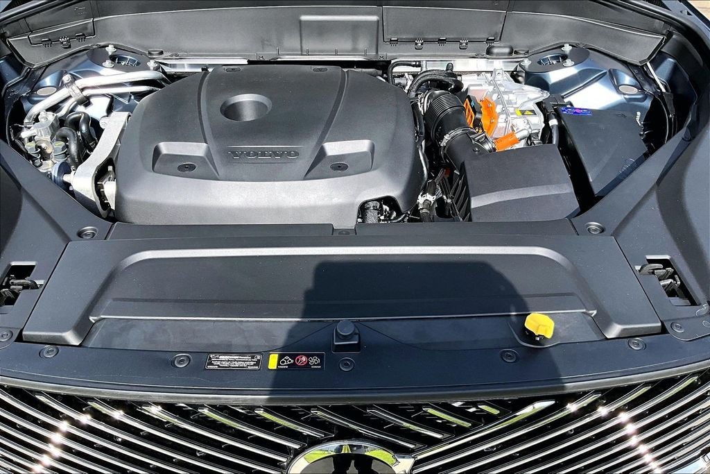 2026 Volvo XC90 Plug-In Hybrid T8 Plus 7 Passenger