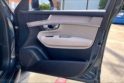 2026 Volvo XC90 Plug-In Hybrid T8 Plus 7 Passenger