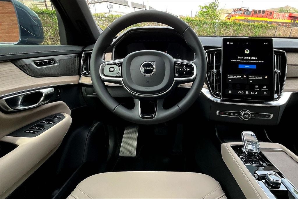 2026 Volvo XC90 Plug-In Hybrid T8 Plus 7 Passenger