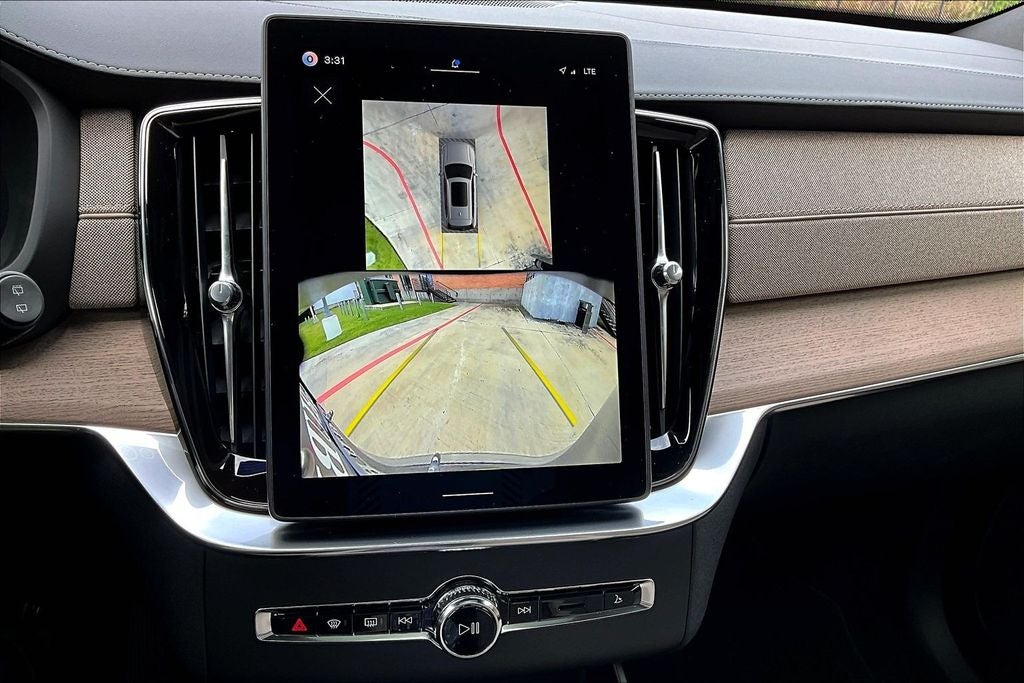 2026 Volvo XC90 Plug-In Hybrid T8 Plus 7 Passenger