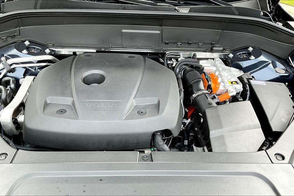 2026 Volvo XC90 Plug-In Hybrid T8 Plus 7 Passenger