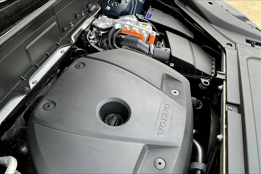 2026 Volvo XC90 Plug-In Hybrid T8 Plus 7 Passenger