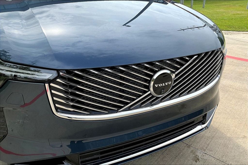2026 Volvo XC90 Plug-In Hybrid T8 Plus 7 Passenger