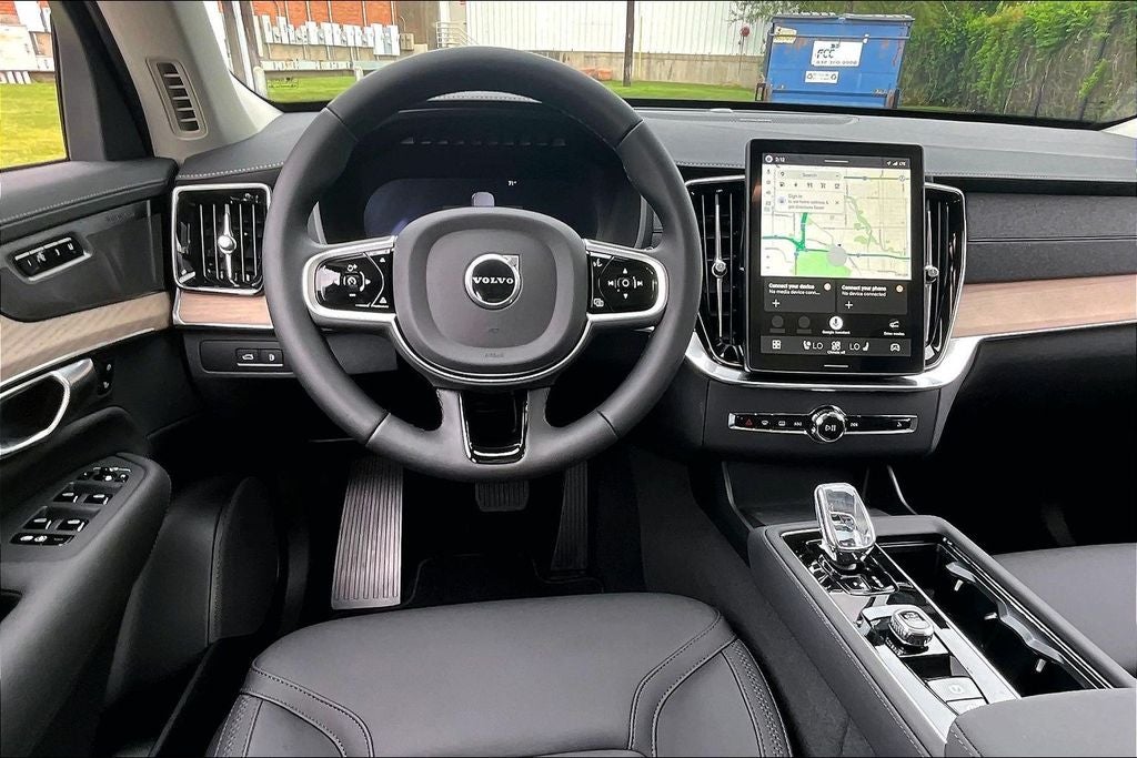 2026 Volvo XC90 Plug-In Hybrid T8 Plus 7 Passenger