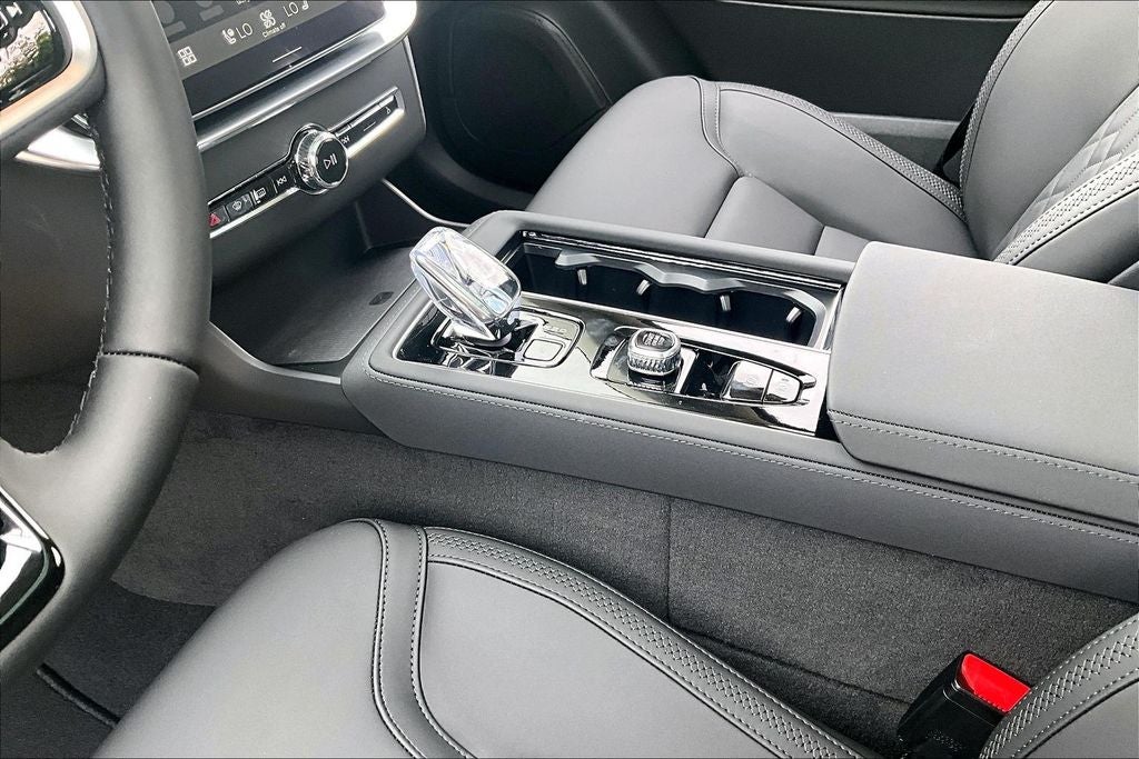 2026 Volvo XC90 Plug-In Hybrid T8 Plus 7 Passenger