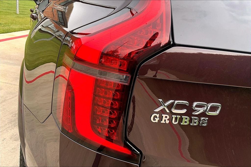 2026 Volvo XC90 Plug-In Hybrid T8 Plus 7 Passenger