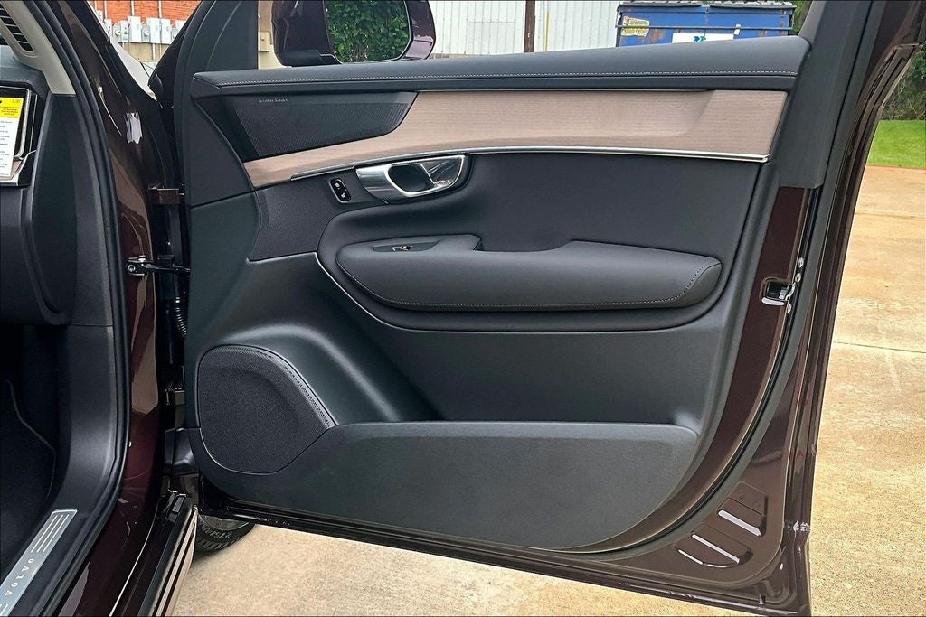 2026 Volvo XC90 Plug-In Hybrid T8 Plus 7 Passenger