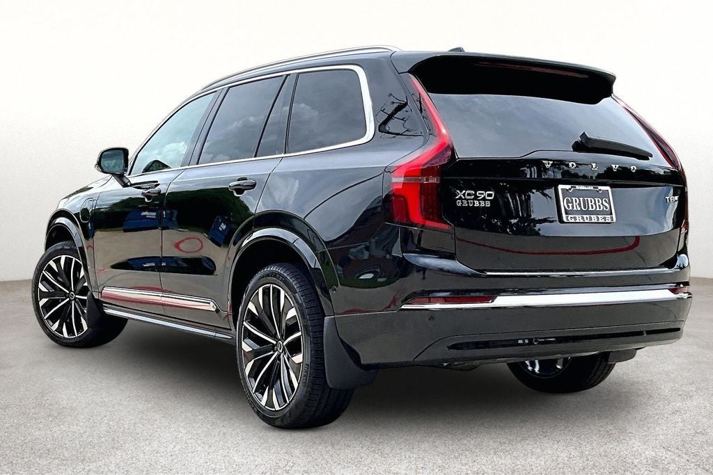 2026 Volvo XC90 Plug-In Hybrid T8 Plus 7 Passenger
