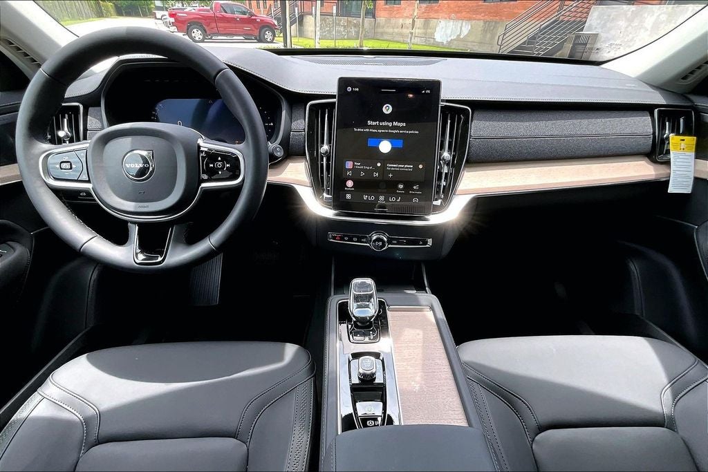 2026 Volvo XC90 Plug-In Hybrid T8 Plus 7 Passenger
