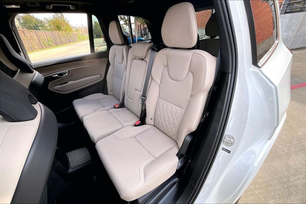 2026 Volvo XC90 Plug-In Hybrid T8 Plus 7 Passenger