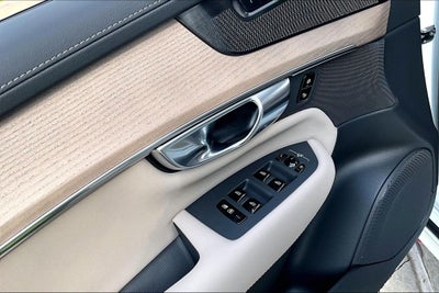 2026 Volvo XC90 Plug-In Hybrid T8 Plus 7 Passenger