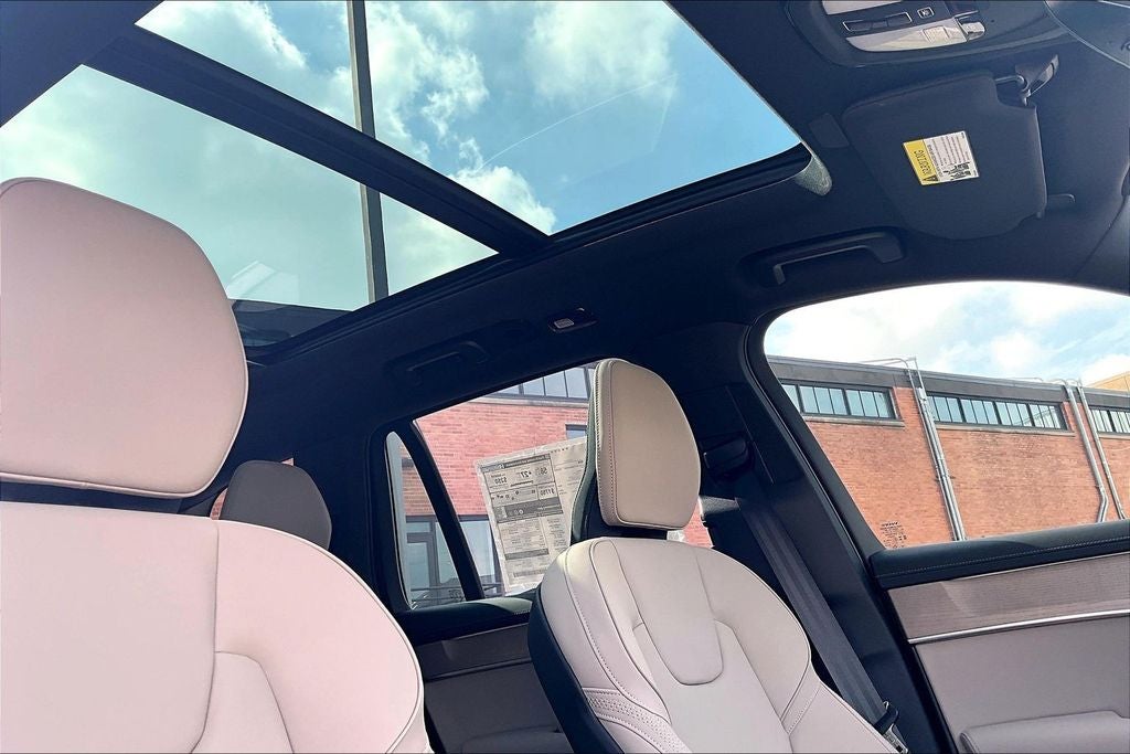 2026 Volvo XC90 Plug-In Hybrid T8 Plus 7 Passenger