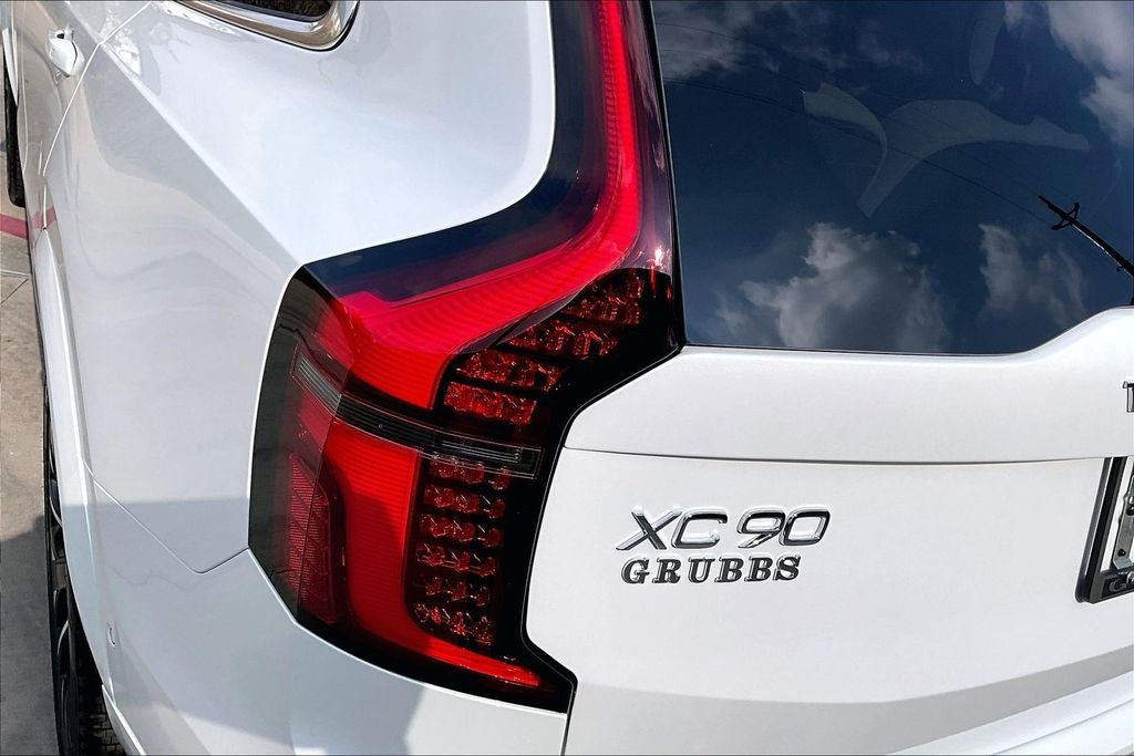 2026 Volvo XC90 Plug-In Hybrid T8 Plus 7 Passenger