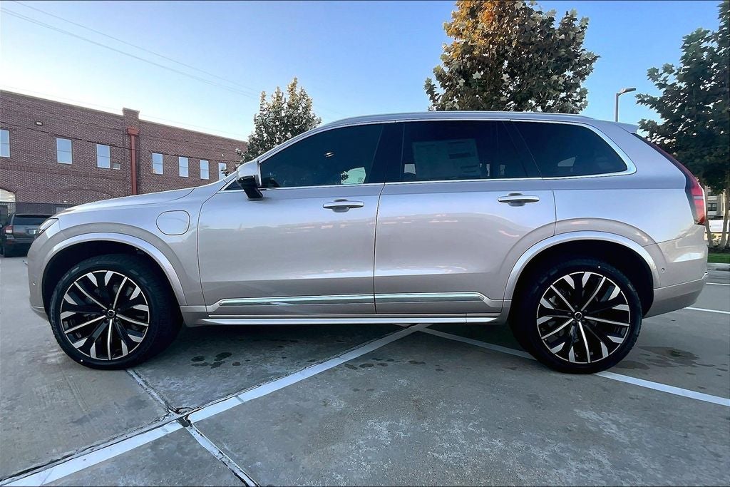 2026 Volvo XC90 Plug-In Hybrid T8 Plus 7 Passenger