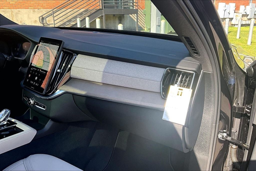 2026 Volvo XC90 Plug-In Hybrid T8 Plus 7 Passenger